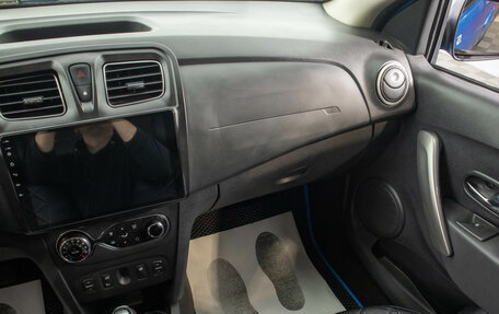 Renault Sandero II рестайлинг, 2016 год, 999 000 рублей, 17 фотография