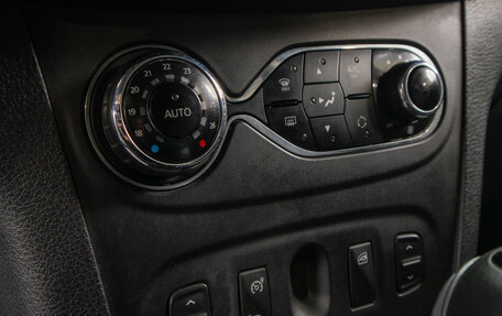 Renault Sandero II рестайлинг, 2016 год, 999 000 рублей, 15 фотография