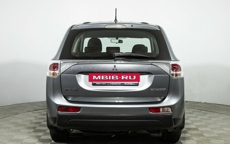 Mitsubishi Outlander III рестайлинг 3, 2013 год, 1 099 585 рублей, 7 фотография