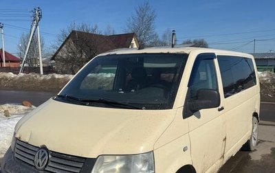 Volkswagen Transporter T5 рестайлинг, 2006 год, 630 000 рублей, 1 фотография