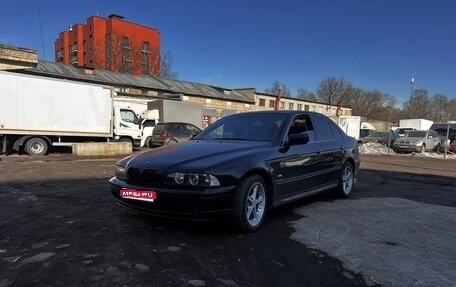 BMW 5 серия, 2003 год, 700 000 рублей, 1 фотография