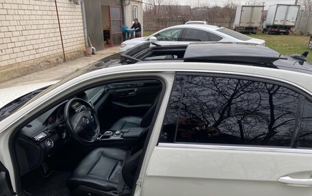 Mercedes-Benz E-Класс, 2011 год, 1 700 000 рублей, 10 фотография