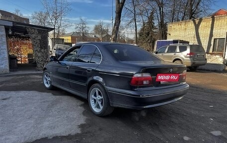BMW 5 серия, 2003 год, 700 000 рублей, 3 фотография