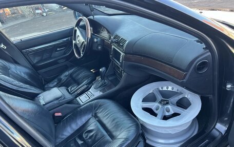 BMW 5 серия, 2003 год, 700 000 рублей, 7 фотография