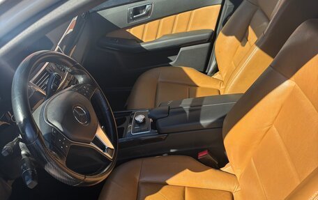 Mercedes-Benz E-Класс, 2012 год, 1 980 000 рублей, 4 фотография