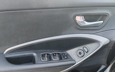 Hyundai Santa Fe III рестайлинг, 2017 год, 2 550 000 рублей, 22 фотография