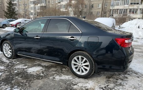 Toyota Camry, 2013 год, 1 900 000 рублей, 2 фотография
