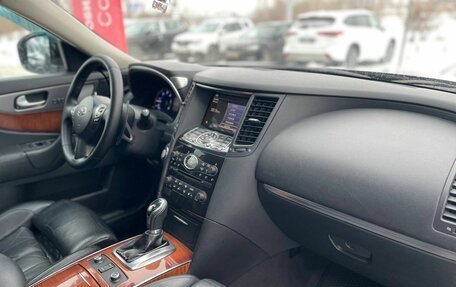 Infiniti FX II, 2012 год, 1 610 000 рублей, 31 фотография