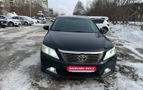 Toyota Camry, 2013 год, 1 900 000 рублей, 9 фотография