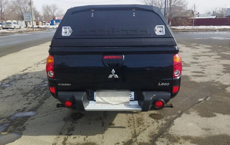 Mitsubishi L200 IV рестайлинг, 2014 год, 1 850 000 рублей, 2 фотография