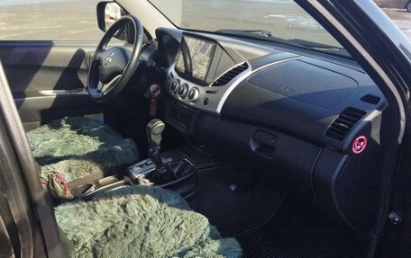 Mitsubishi L200 IV рестайлинг, 2014 год, 1 850 000 рублей, 7 фотография