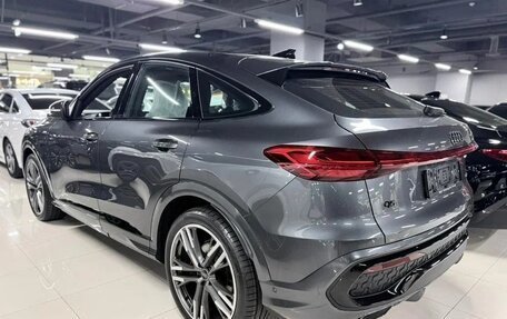 Audi Q5, 2025 год, 8 992 000 рублей, 15 фотография