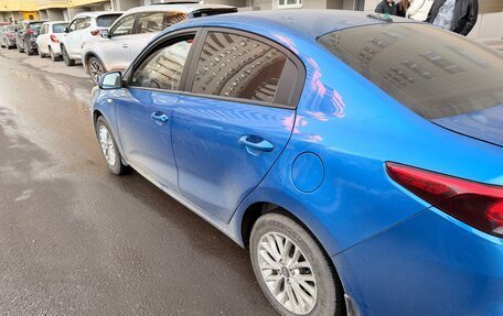 KIA Rio IV, 2018 год, 955 000 рублей, 1 фотография