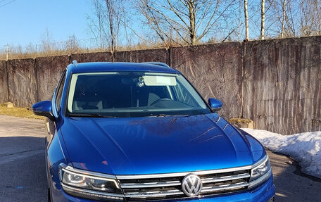 Volkswagen Tiguan II, 2018 год, 2 590 000 рублей, 7 фотография