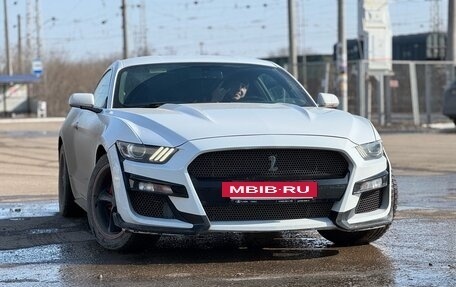 Ford Mustang VI рестайлинг, 2016 год, 2 750 000 рублей, 2 фотография