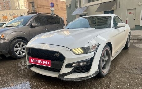 Ford Mustang VI рестайлинг, 2016 год, 2 750 000 рублей, 7 фотография
