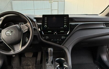 Toyota Camry, 2022 год, 2 830 000 рублей, 1 фотография