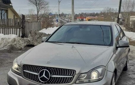 Mercedes-Benz C-Класс, 2011 год, 1 350 000 рублей, 1 фотография