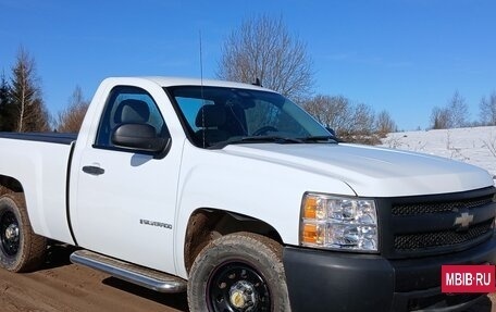 Chevrolet Silverado, 2008 год, 1 700 000 рублей, 2 фотография