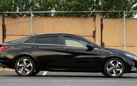 Hyundai Elantra, 2021 год, 1 600 000 рублей, 5 фотография