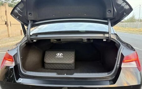 Hyundai Elantra, 2021 год, 1 600 000 рублей, 8 фотография