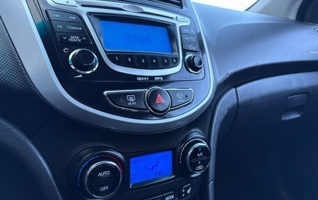 Hyundai Solaris II рестайлинг, 2011 год, 795 000 рублей, 14 фотография