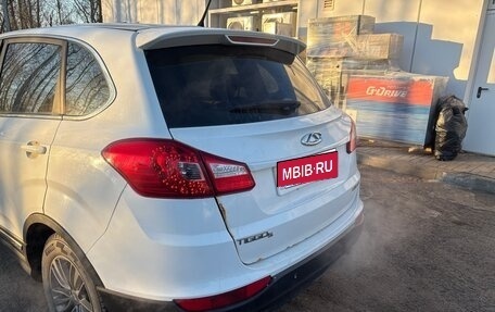 Chery Tiggo 5 I рестайлинг, 2015 год, 600 000 рублей, 5 фотография