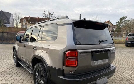 Toyota Land Cruiser Prado, 2024 год, 8 000 000 рублей, 7 фотография