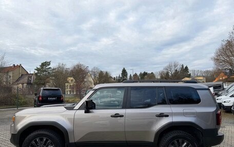 Toyota Land Cruiser Prado, 2024 год, 8 000 000 рублей, 8 фотография