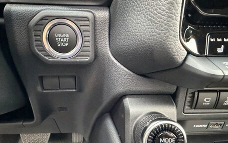 Toyota Land Cruiser Prado, 2024 год, 8 000 000 рублей, 24 фотография