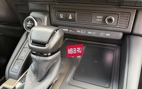 Toyota Land Cruiser Prado, 2024 год, 8 000 000 рублей, 23 фотография