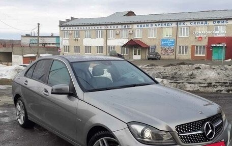 Mercedes-Benz C-Класс, 2011 год, 1 350 000 рублей, 3 фотография