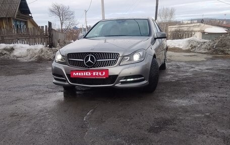 Mercedes-Benz C-Класс, 2011 год, 1 350 000 рублей, 15 фотография