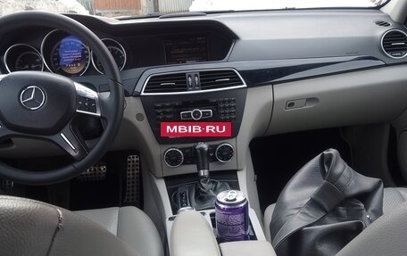 Mercedes-Benz C-Класс, 2011 год, 1 350 000 рублей, 8 фотография