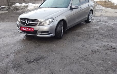Mercedes-Benz C-Класс, 2011 год, 1 350 000 рублей, 19 фотография