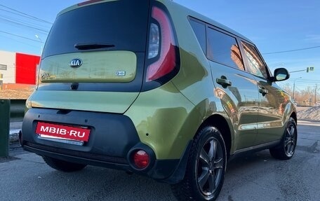 KIA Soul II рестайлинг, 2016 год, 1 250 000 рублей, 10 фотография
