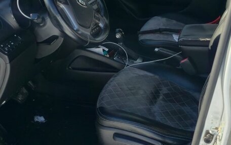 KIA Rio III рестайлинг, 2016 год, 850 000 рублей, 15 фотография