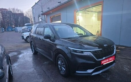 KIA Carnival, 2021 год, 2 900 000 рублей, 3 фотография