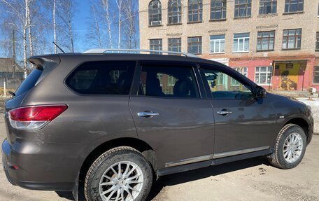 Nissan Pathfinder, 2015 год, 1 939 000 рублей, 4 фотография