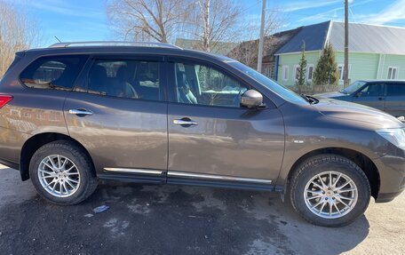 Nissan Pathfinder, 2015 год, 1 939 000 рублей, 9 фотография
