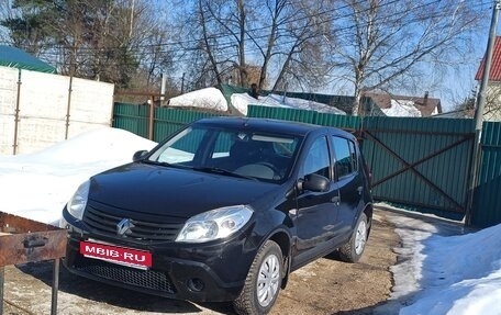 Renault Sandero I, 2010 год, 400 000 рублей, 1 фотография