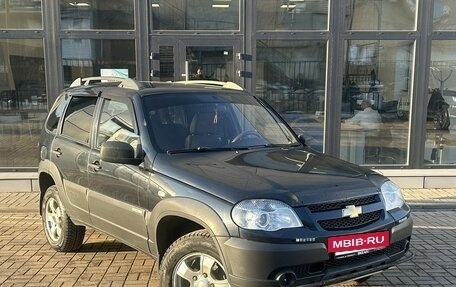 Chevrolet Niva I рестайлинг, 2013 год, 470 000 рублей, 3 фотография