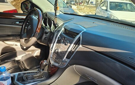 Cadillac SRX II рестайлинг, 2011 год, 1 250 000 рублей, 5 фотография