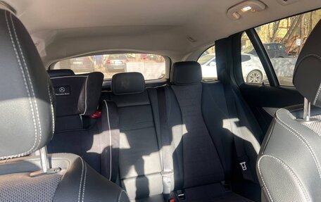 Mercedes-Benz E-Класс, 2020 год, 3 550 000 рублей, 12 фотография