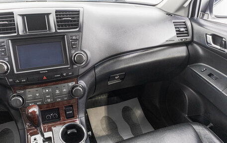 Toyota Highlander III, 2010 год, 2 249 000 рублей, 27 фотография