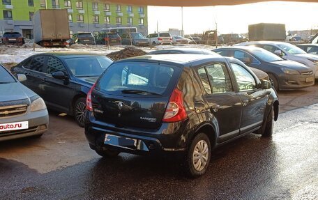 Renault Sandero I, 2010 год, 400 000 рублей, 4 фотография