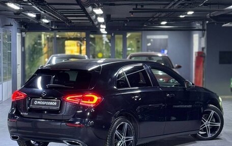 Mercedes-Benz A-Класс, 2018 год, 2 250 000 рублей, 2 фотография