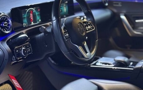 Mercedes-Benz A-Класс, 2018 год, 2 250 000 рублей, 3 фотография