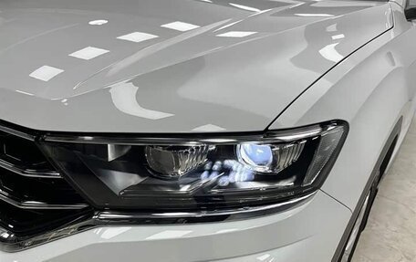 Volkswagen T-Roc I, 2022 год, 1 990 000 рублей, 5 фотография