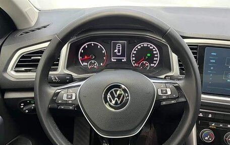 Volkswagen T-Roc I, 2022 год, 1 990 000 рублей, 9 фотография